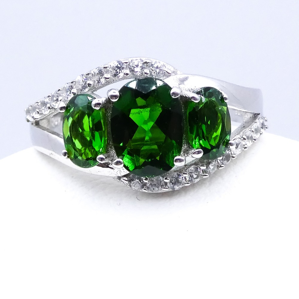D'Joy 2.36 ctw Chrome Diopside New Platinum Plated Sterling Silver Ring Size 8
